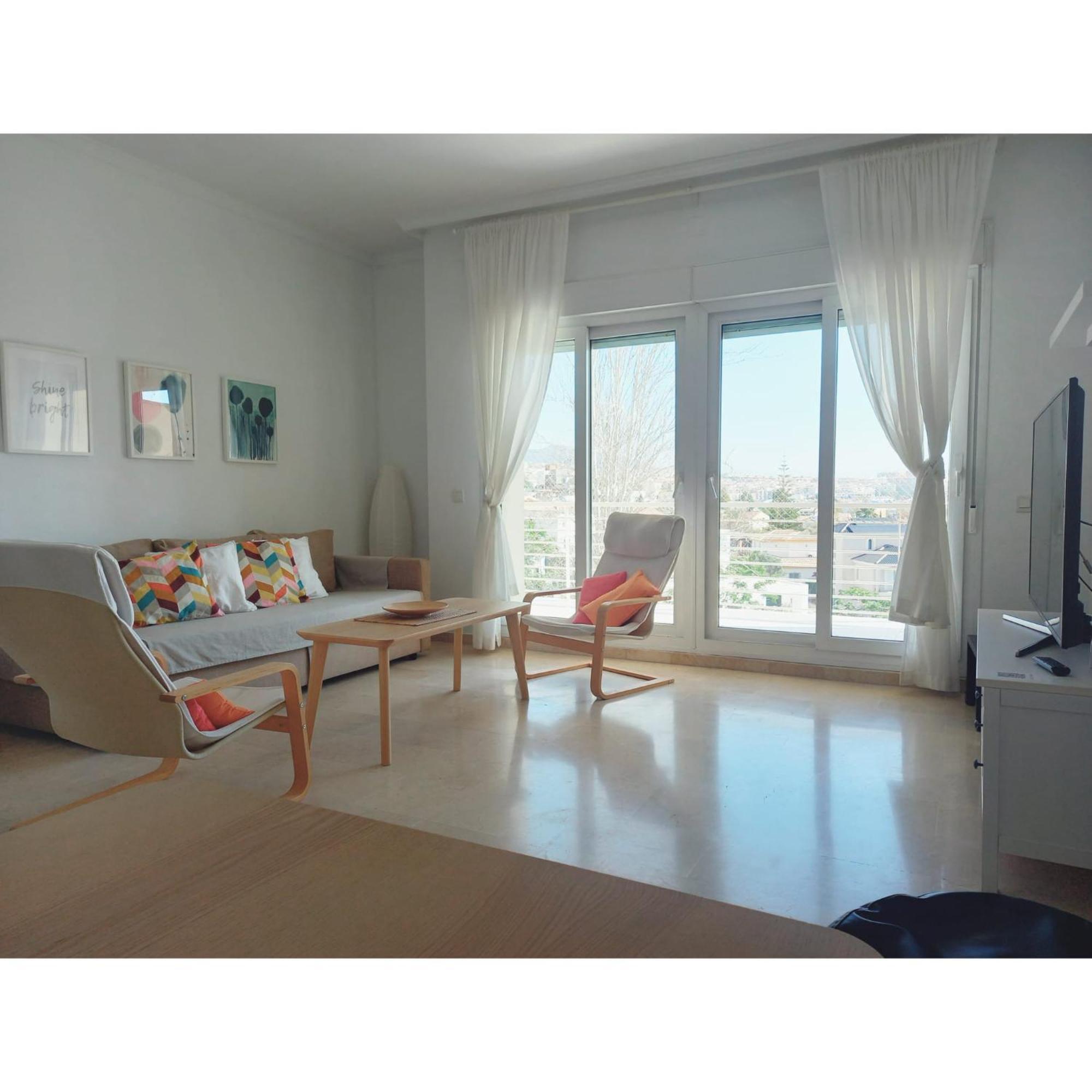 Amplio, Luminoso Y Moderno Apartamento Con Amplia Terraza Y Hermosas Vistas En Exclusiva Urbanizacion Benalmádena Exterior photo