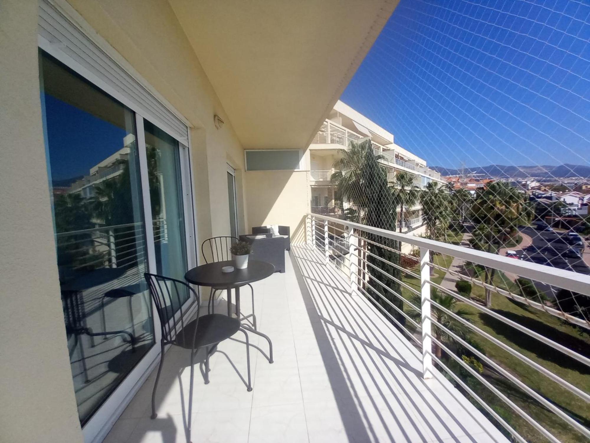 Amplio, Luminoso Y Moderno Apartamento Con Amplia Terraza Y Hermosas Vistas En Exclusiva Urbanizacion Benalmádena Exterior photo